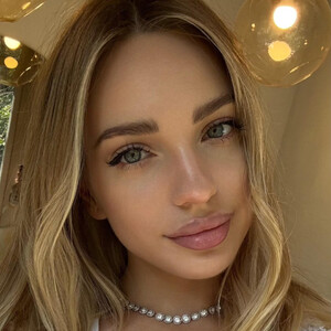 Nicole_blueberry avatar