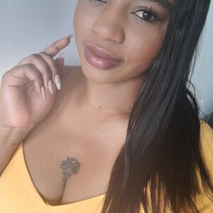 NiaBrown1 avatar