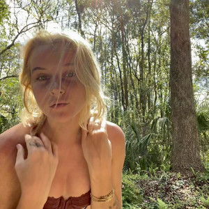 RosePosexx avatar
