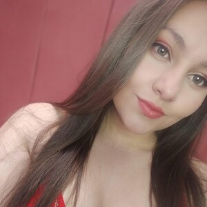 MiaLorentHott