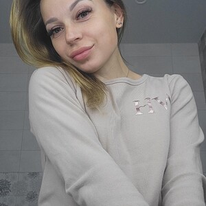 LyanaSweet avatar