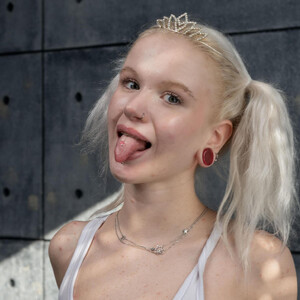 Mia_Liquid avatar
